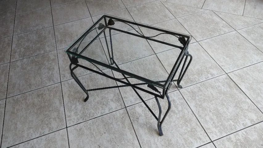 Mesa de Centro ou Canto para Sala
