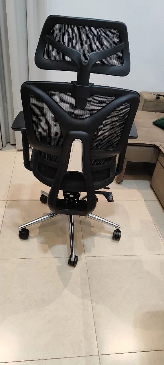 Cadeira ergonômica Luvinco nova - Foto 3