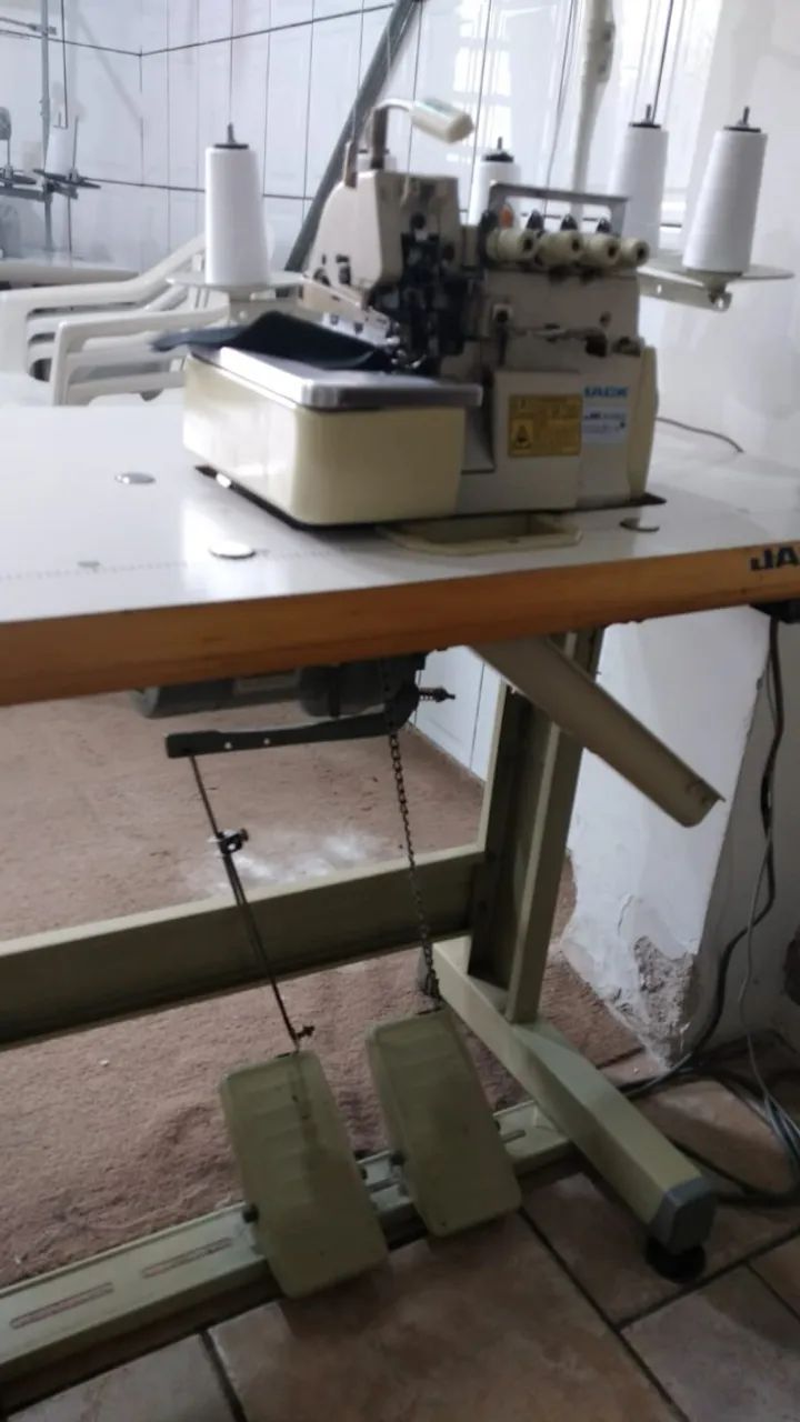 Maquina de costura Industrial Interlok - Foto 3