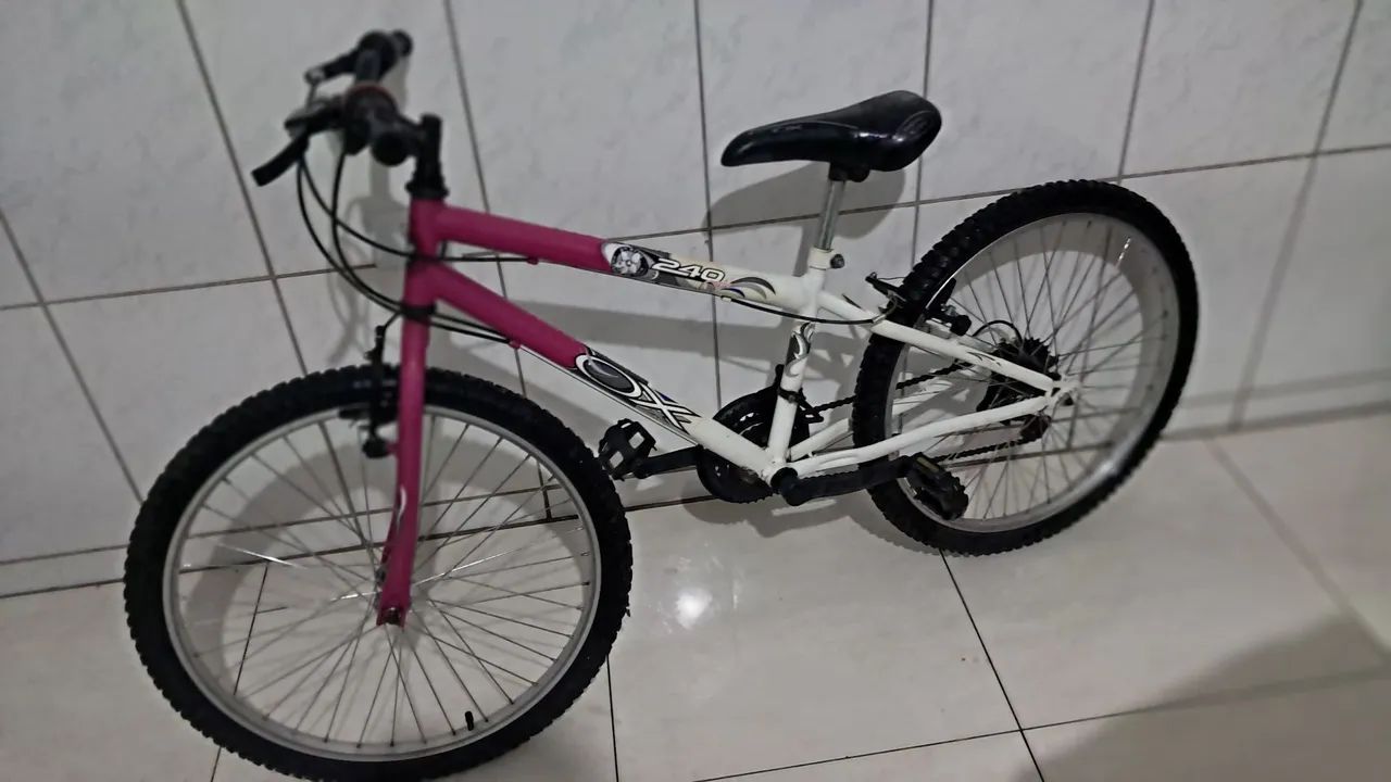 Bicicleta Aro 24 bem conservada só pegar e andar - Foto 3