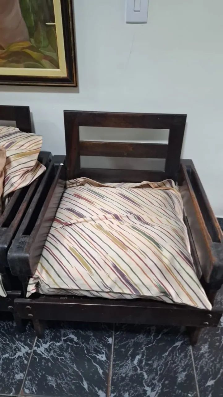 Poltronas de Madeira Maciça - R$ 200 cada / 3 por R$ 500 - Foto 3