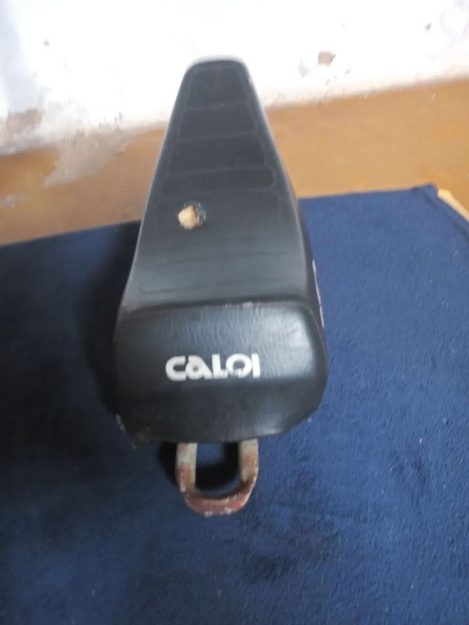 Banco de mobilete caloi
