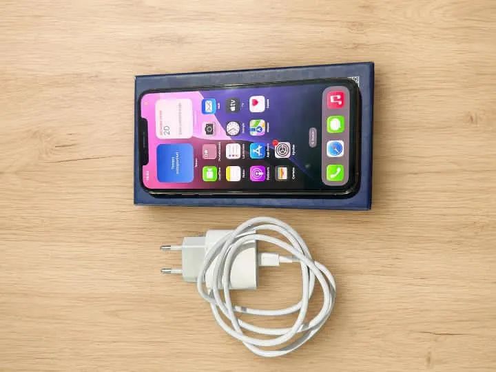 iPhone 11 pro Max todo original 