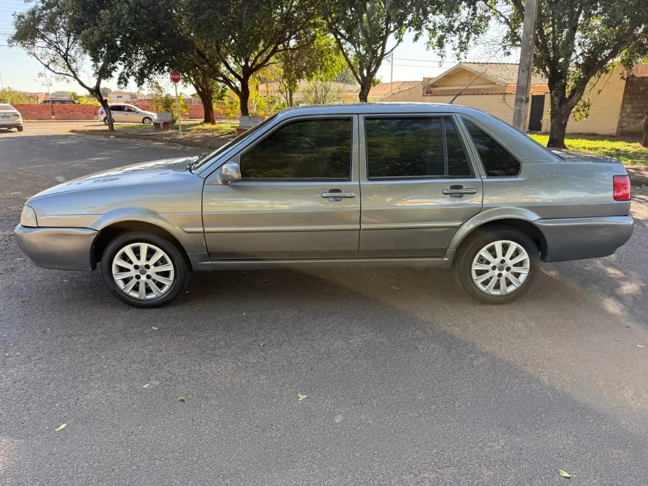 Volkswagen Santana 2002