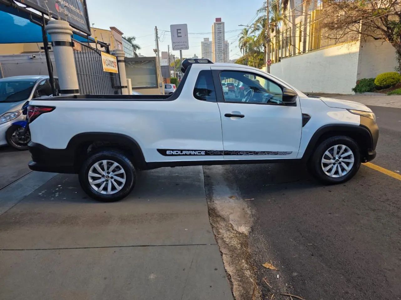 Fiat Strada Endurance 1.4 Flex 8V CS Plus 2022 - Foto 4