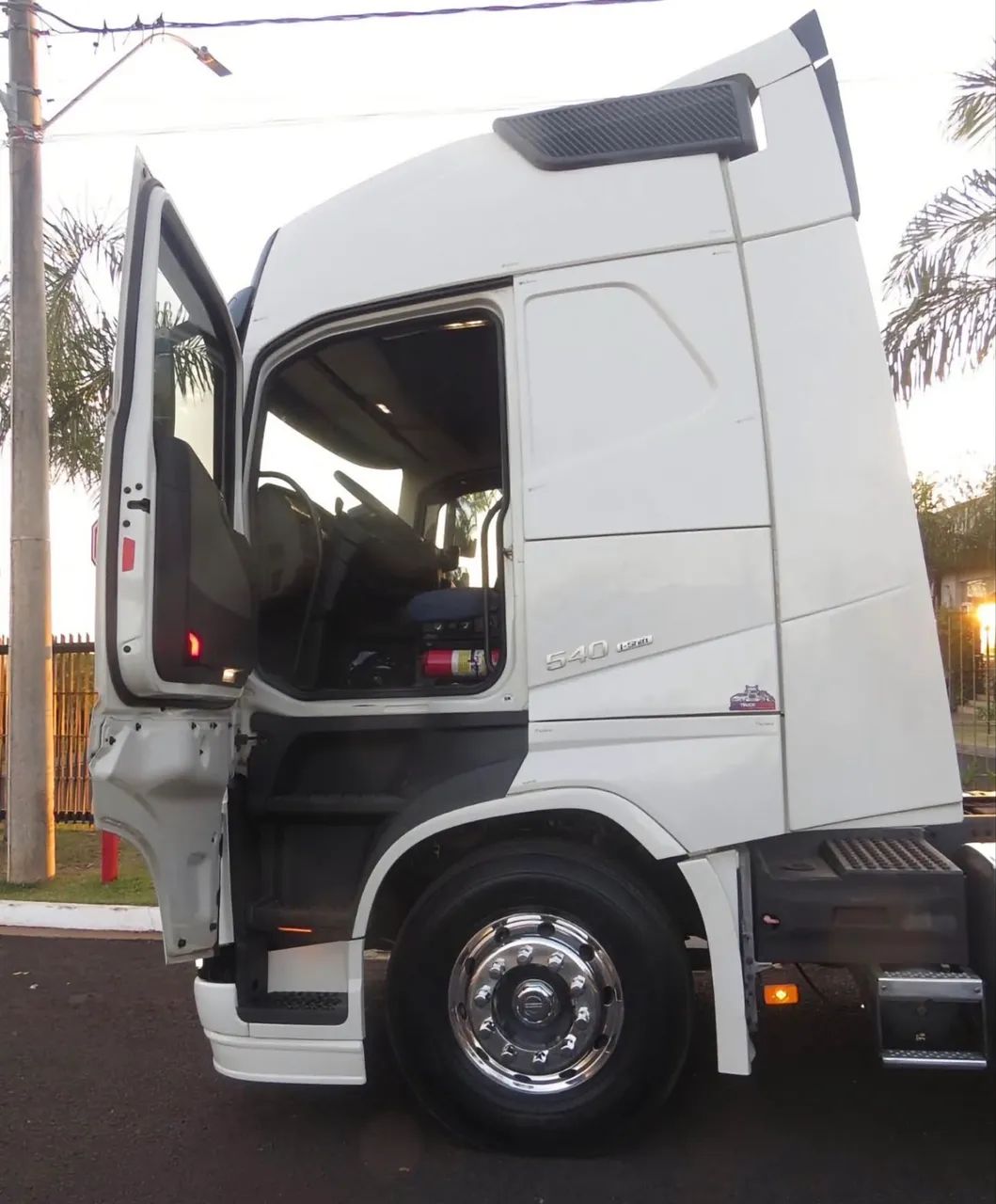 FH 540 Globetrotter  impecável  - Foto 3