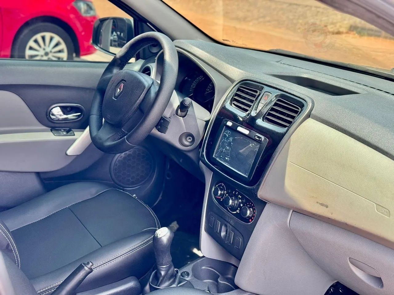 LOGAN EXPRESSION 1.0 FLEX 2014/2015 - Foto 4