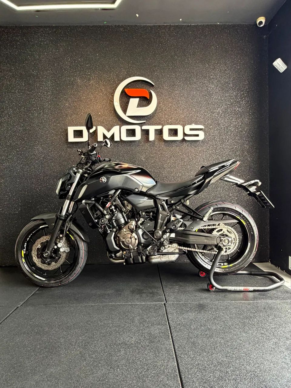 YAMAHA MT 07 - 2022 