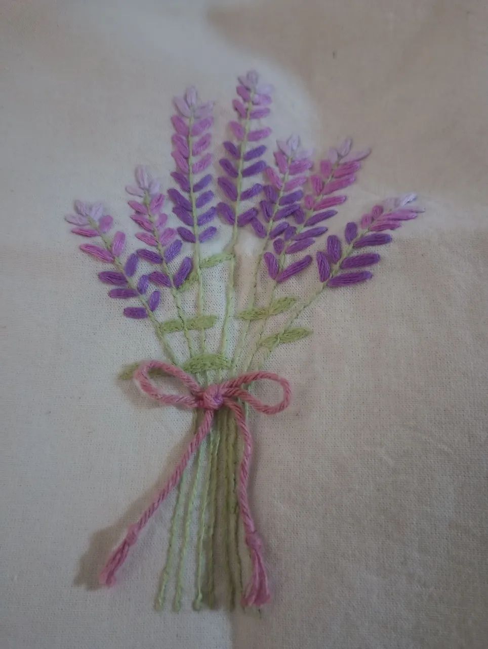 Bolsa Ecobag Bordada à mão na flor Lavanda - Foto 4