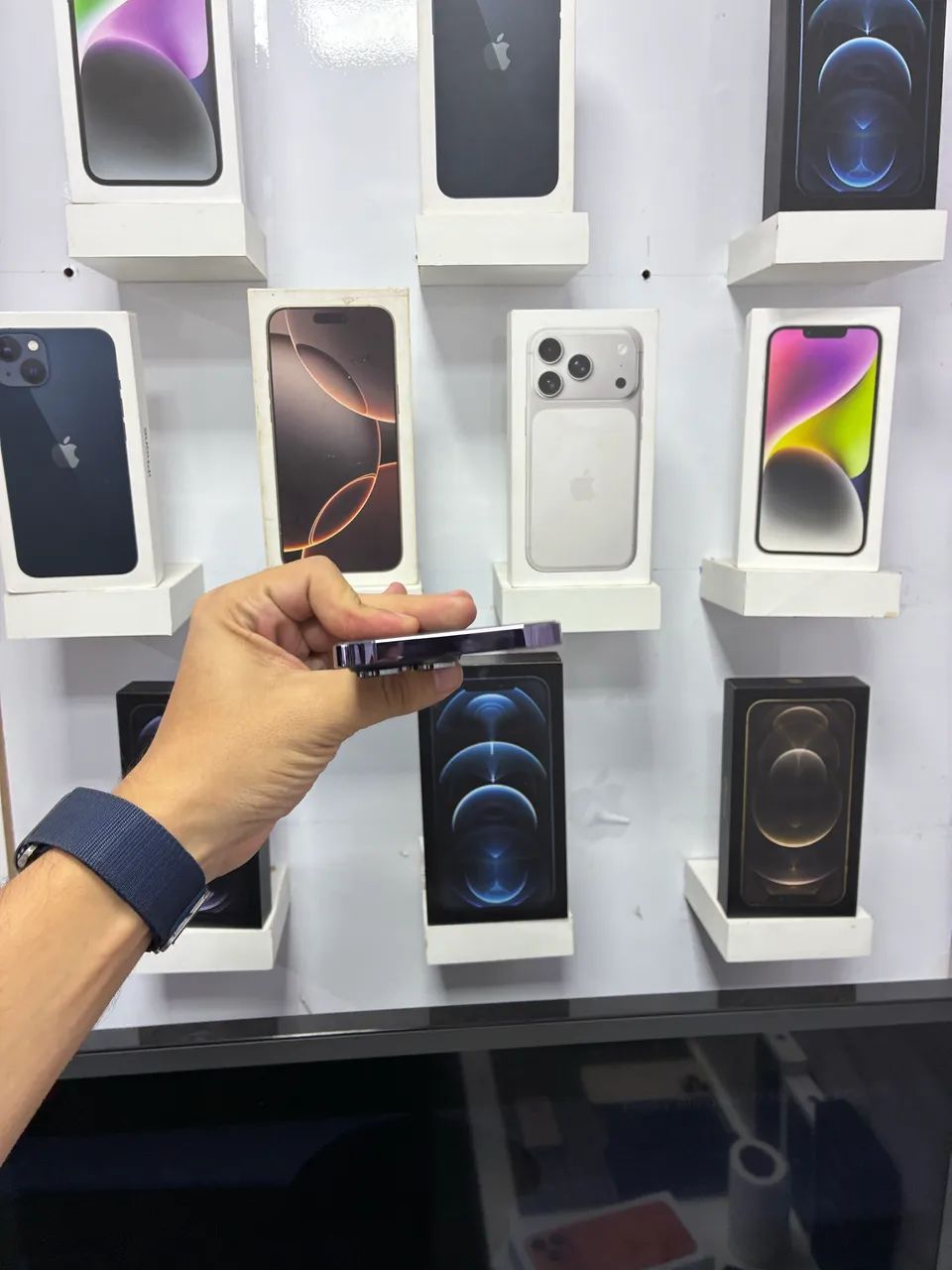 IPhone 14 Pro Max - 128GB ROXO  - Foto 5