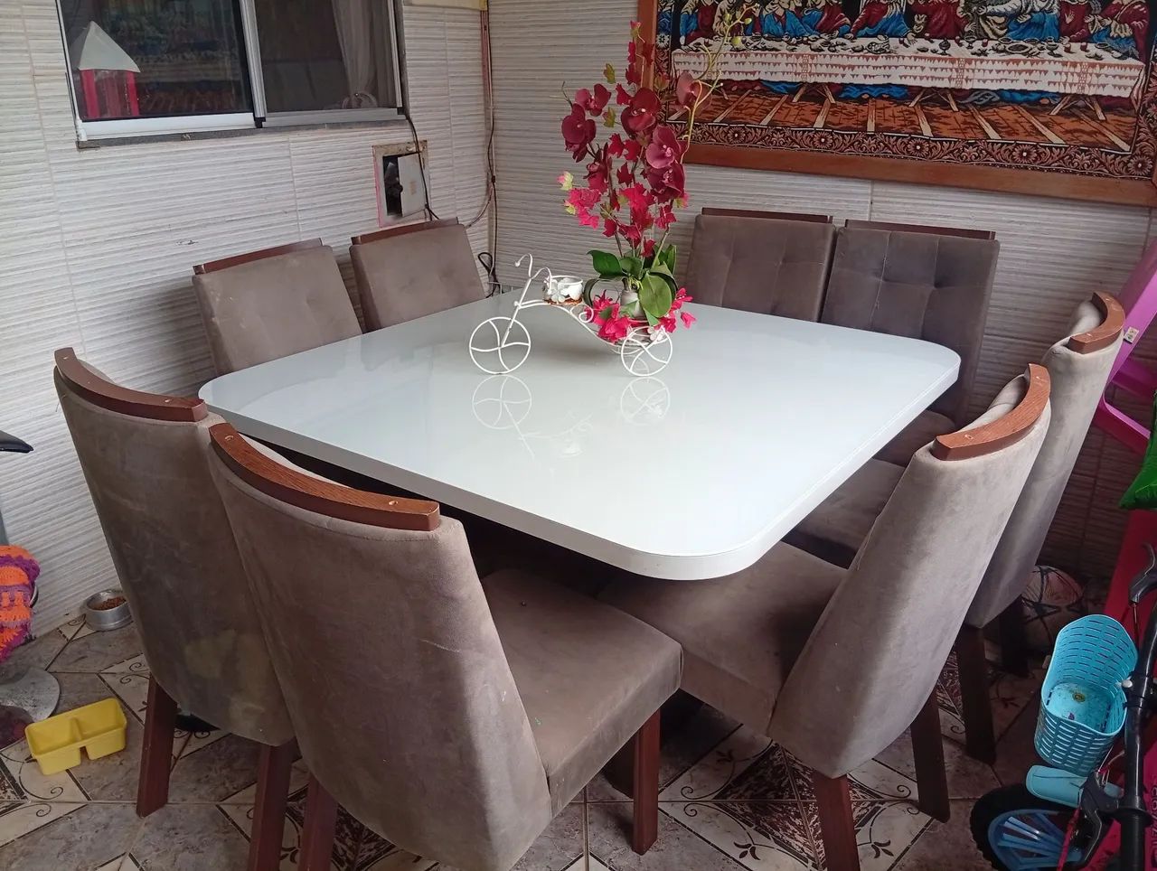 Mesa com 8 Cadeiras