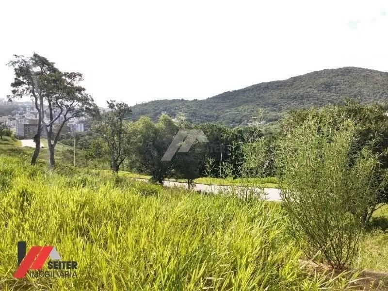 Terreno a venda no bairro Itacorubi com localização previlegiada - Foto 5