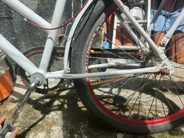 Bicicleta Cairu Genova Aro 26 com Cesta - Foto 4