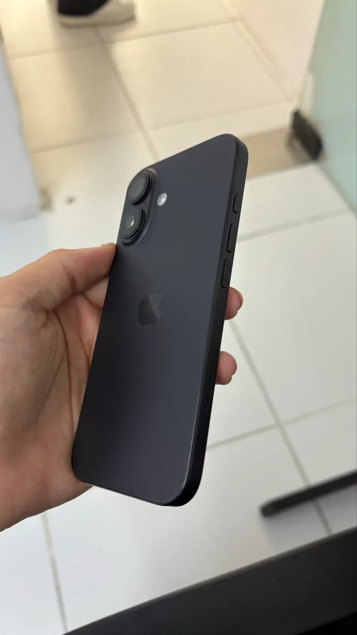 Iphone 16 seminovo - Foto 3