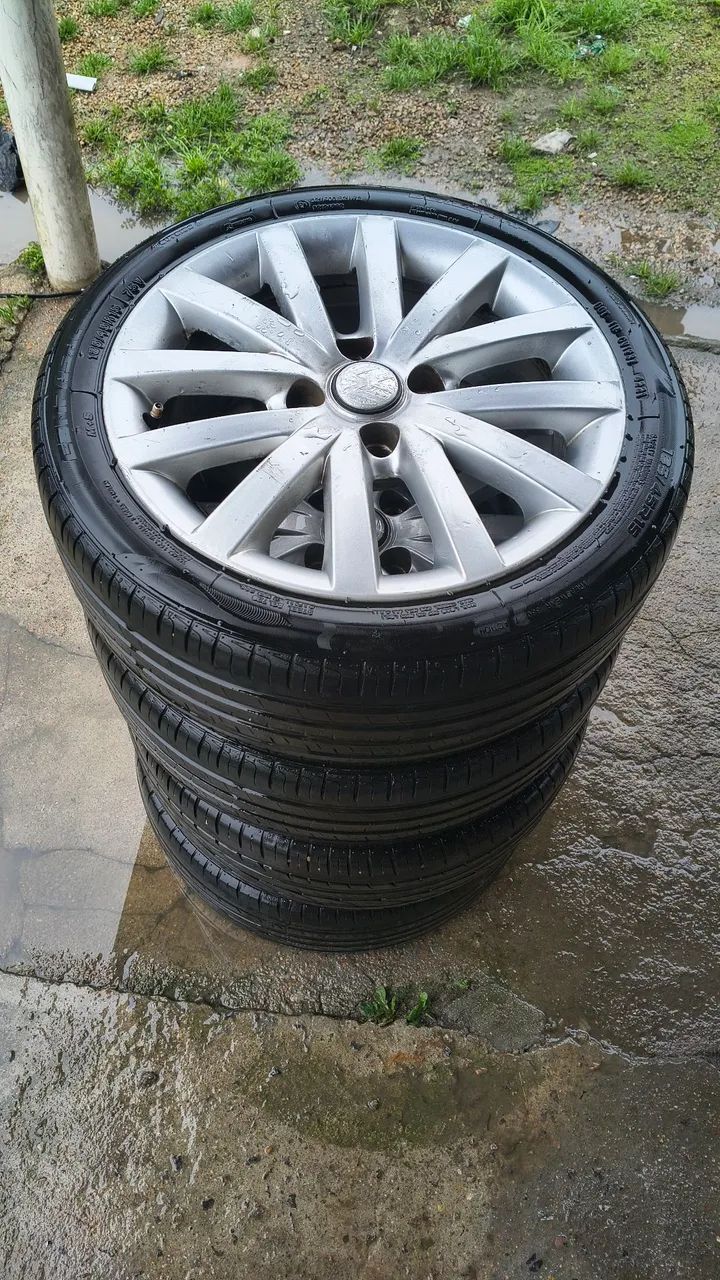 Rodas 15 VW 4x100 com pneus 70%