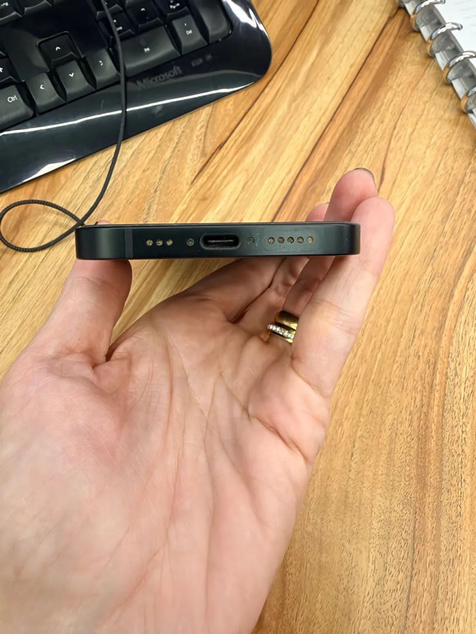 iPhone 16e - 256GB | Preto - Foto 3