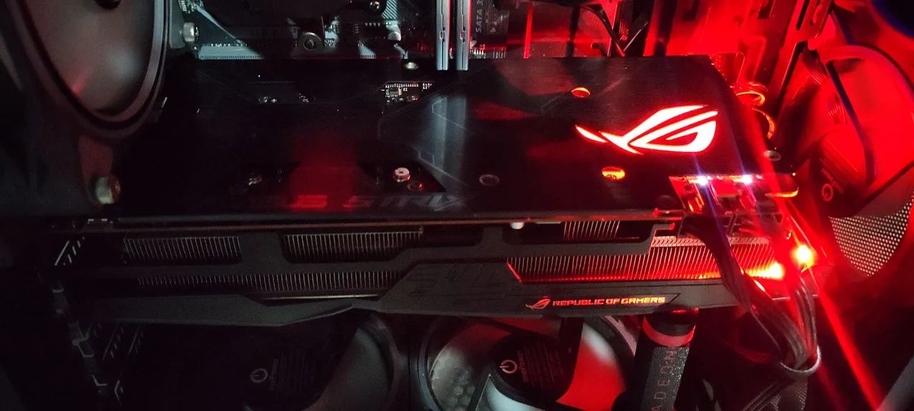 Placa de vídeo AMD rx 5700 xt rog strix 8gb  - Foto 4