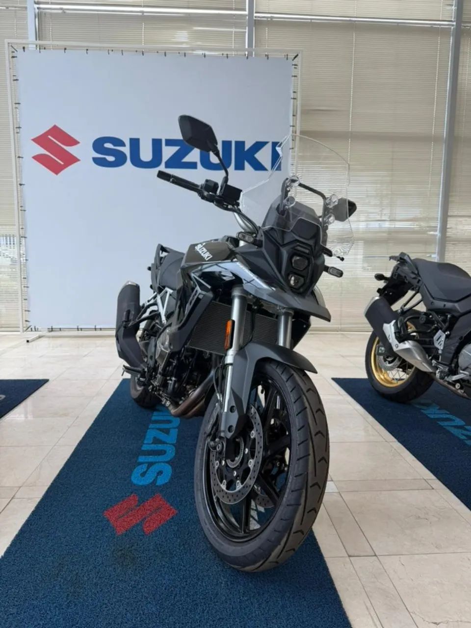 SUZUKI V-STROM 800 0KM  - Foto 2