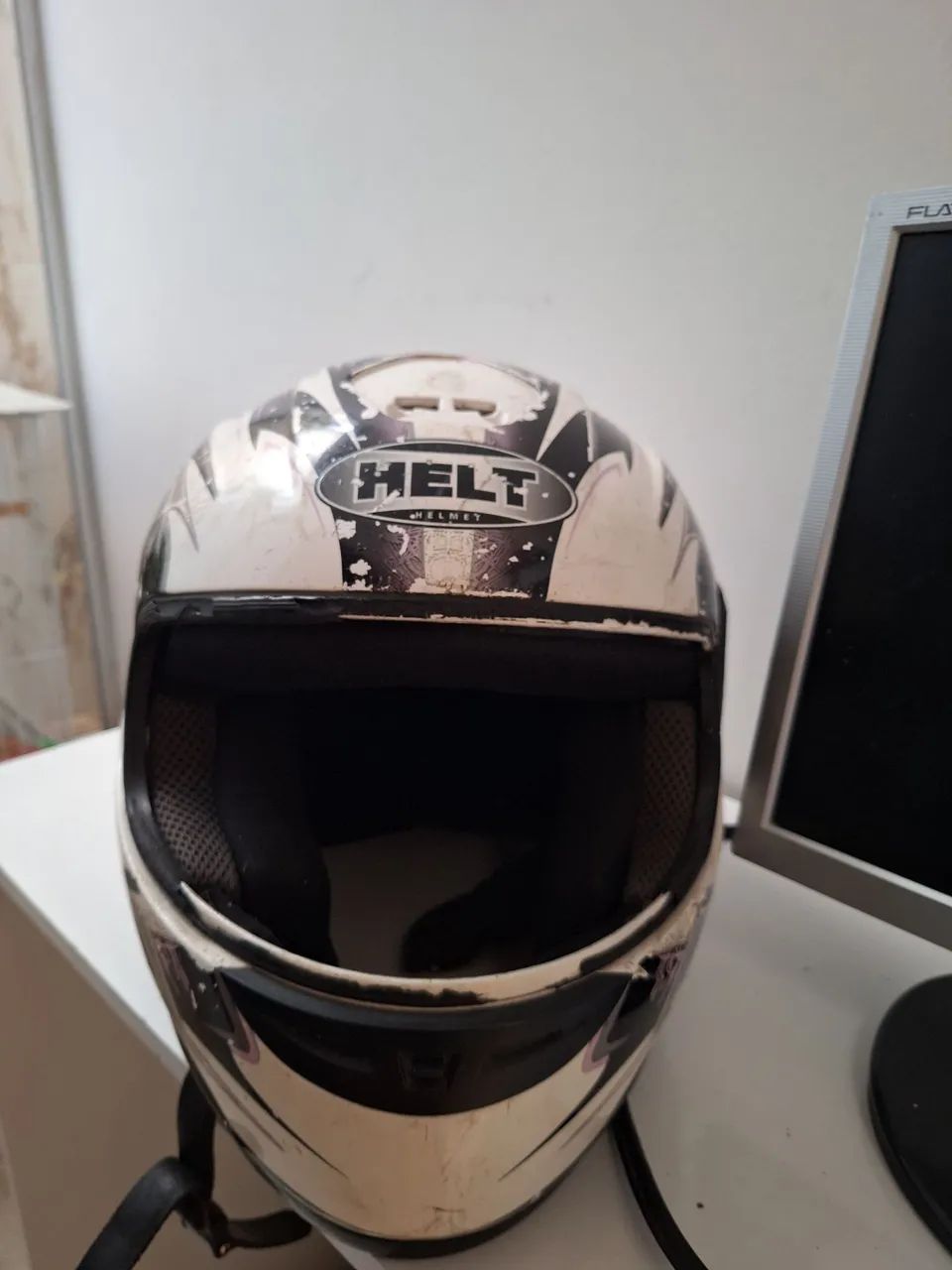 Helt- branco e rosa