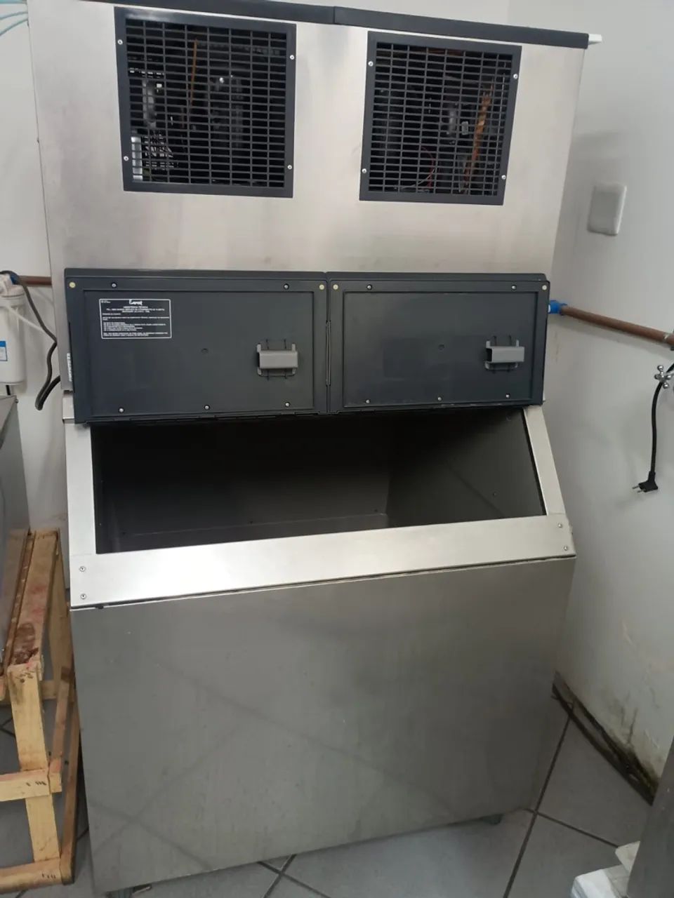 Máquina de Gelo seco