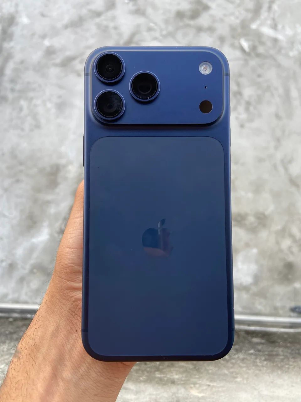 IPhone 17 Pro Max  - Foto 2