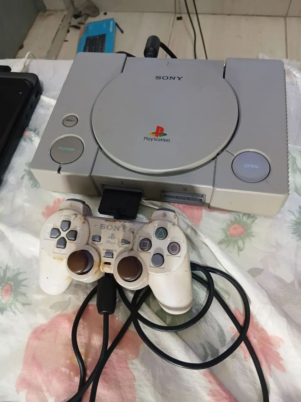 Ps1 fat funcionando perfeitamente obs não acompanha jogos 