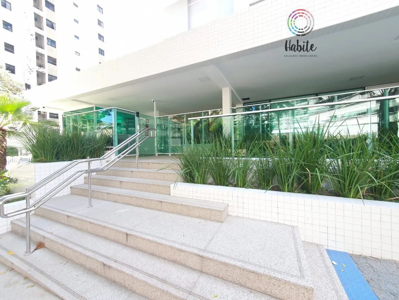 Foto do anúncio de Apartamento para Aluguel em Meireles - Fortaleza/CE em Meireles, Fortaleza