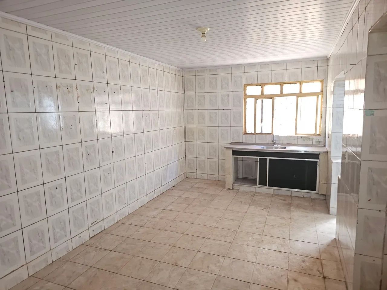 Qnm 24 - Casa 3qts na laje  - Foto 2