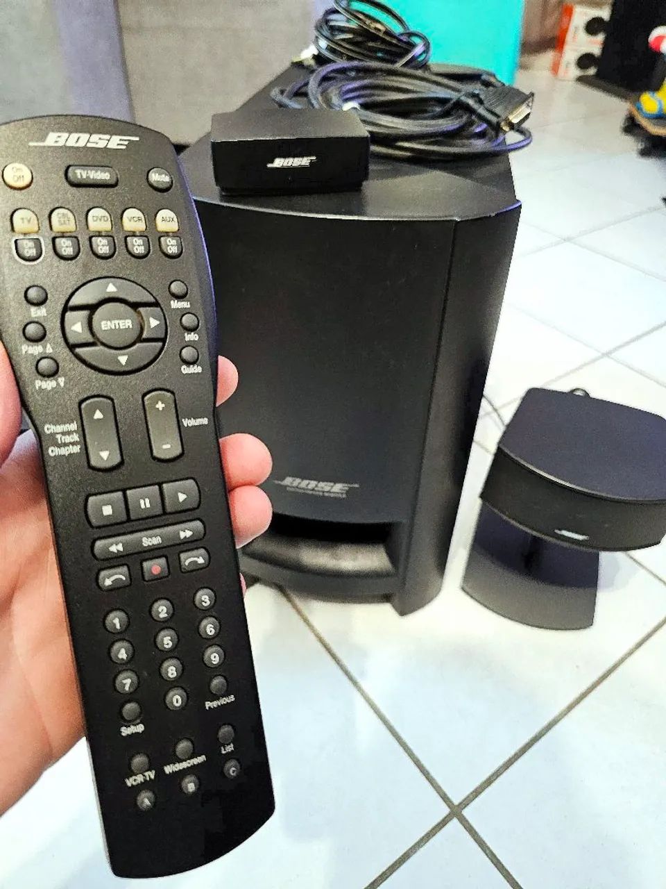Caixas Bose 2.1 p/ Home ou PC - Foto 3