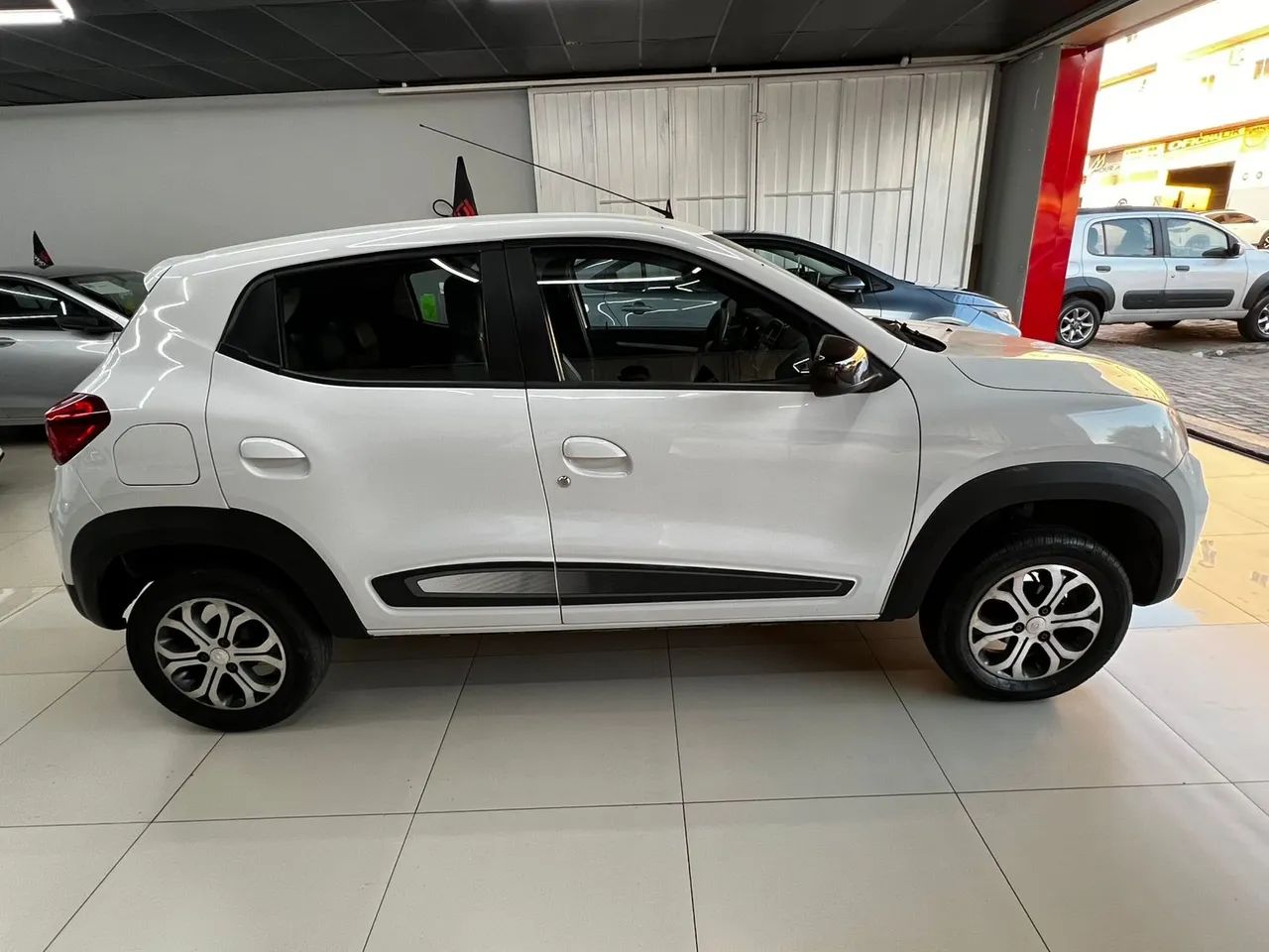 Renault Kwid 1.0 Intense 2019 - Foto 4