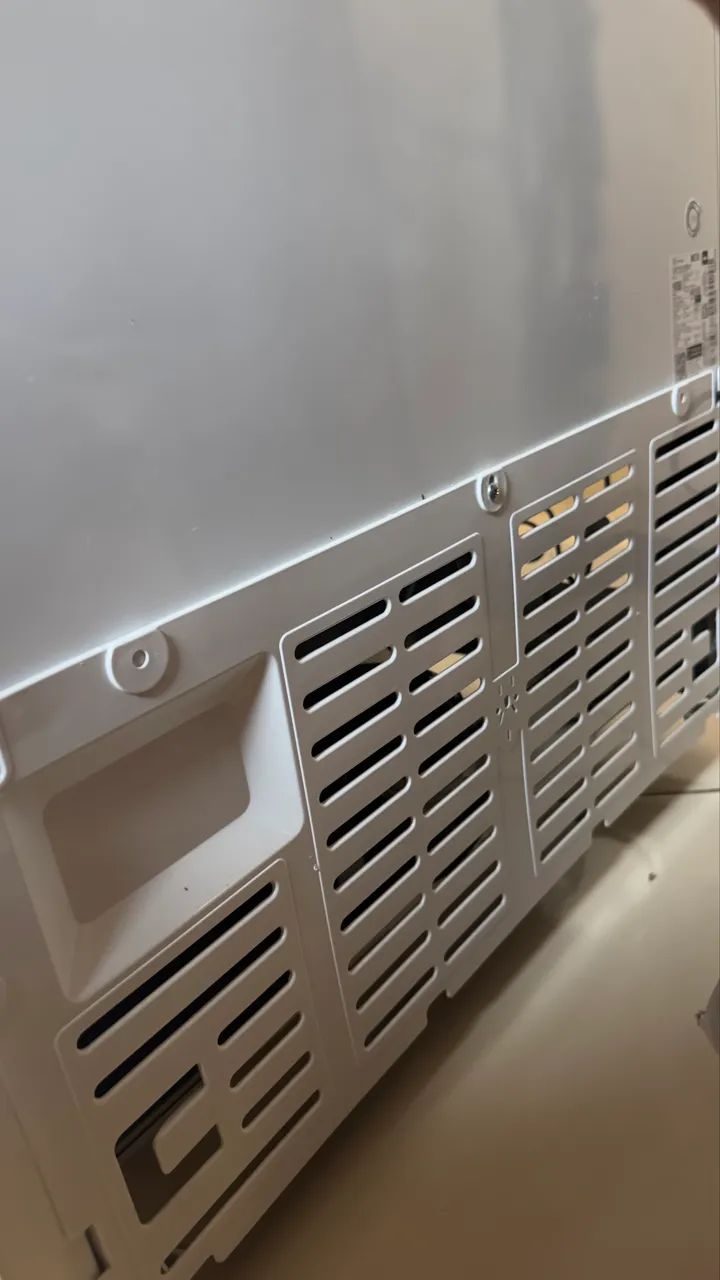 Freezer Electrolux 513L estado de zero - Geladeiras e Freezers