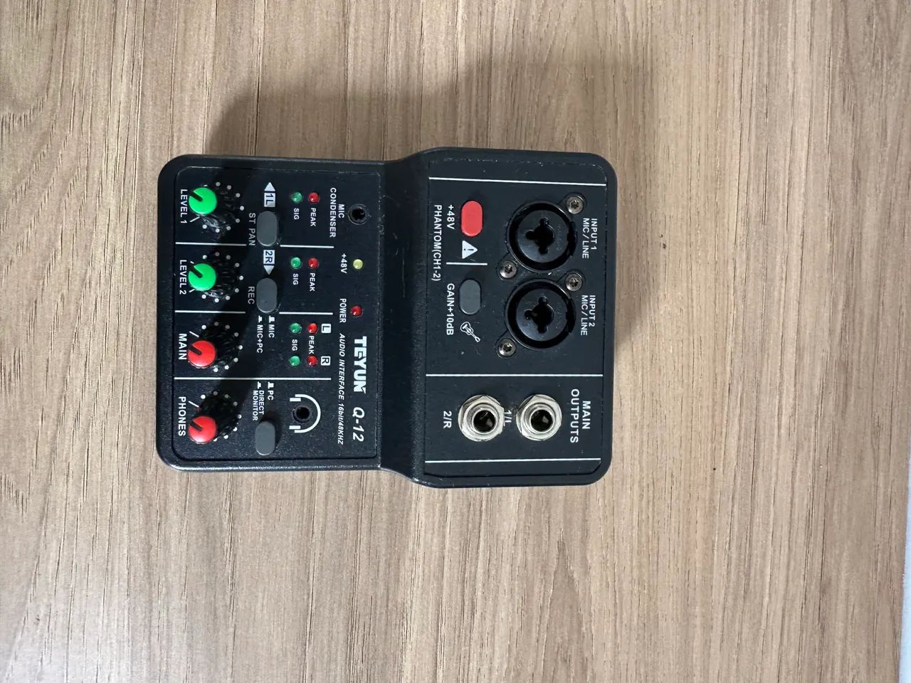 Interface de áudio 