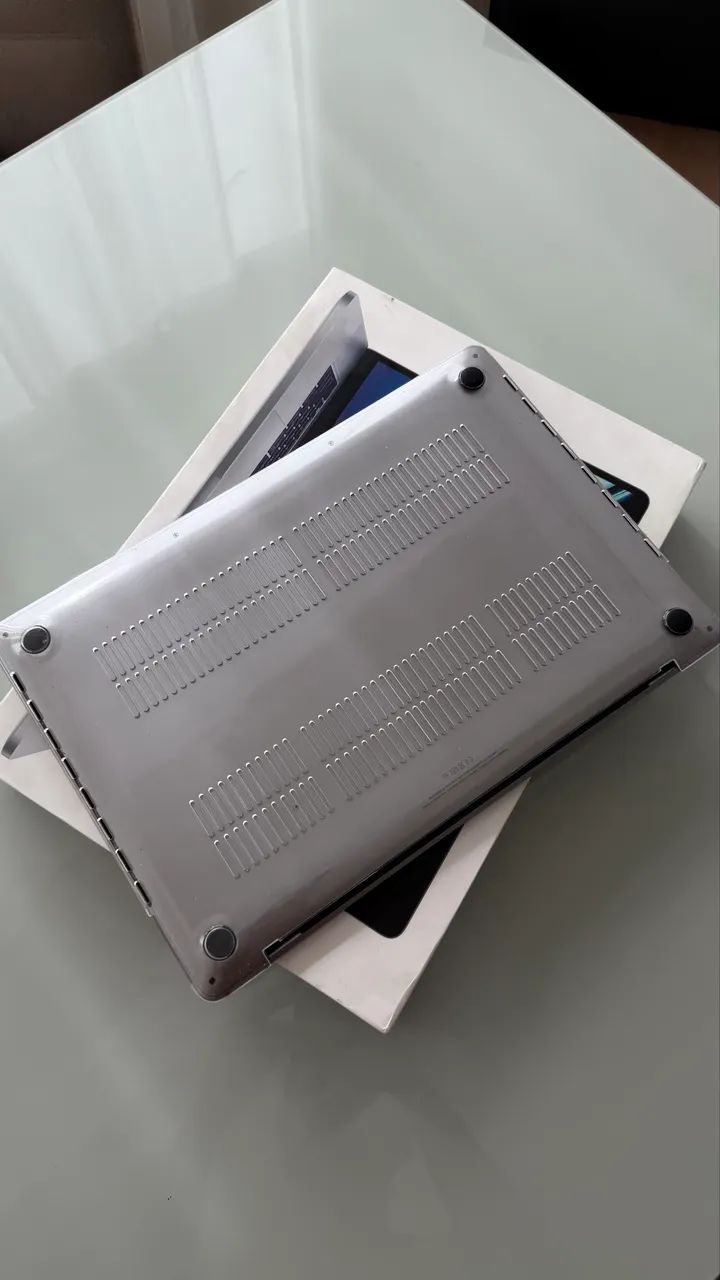 MacBook Pro 16 - Inch 2019  - Foto 4