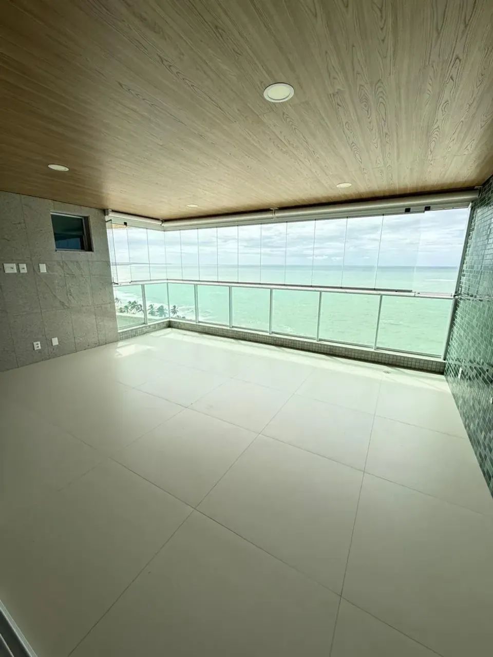 Edifício Riviera Del Mare | Beira-Mar | 258m² | 4 Suítes | 4 Vagas em Cruz das Almas - Mac - Foto 2