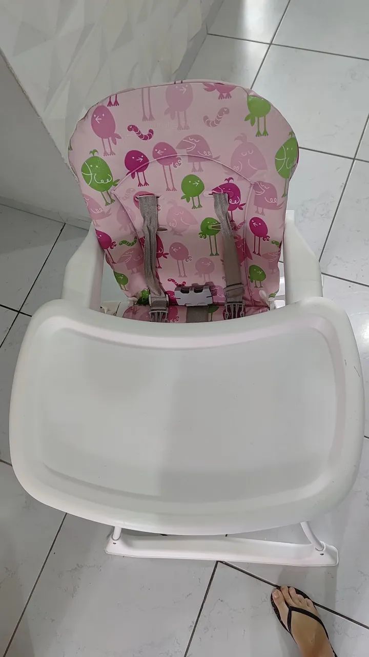 Cadeirinha de alimentação para bebê