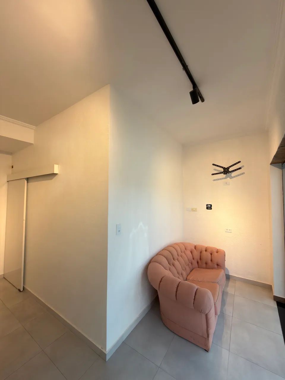 Localizada no coração da cidade * COM ENERGIA INCLUSA* - Foto 3