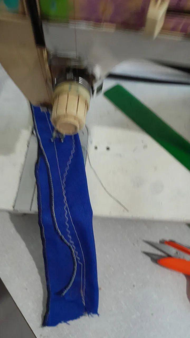 Maquina de costura singer - Foto 3