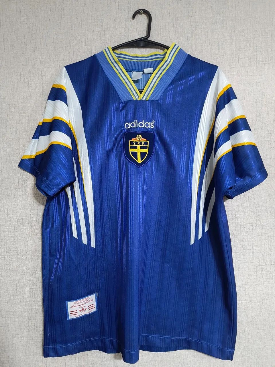 Camisa da Suécia 1996/98