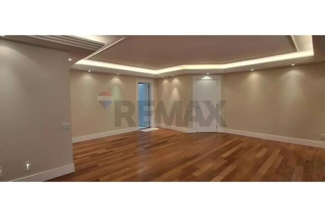 Apartamento com 144m² de área útil, 3 suítes, 3 vagas - Foto 2