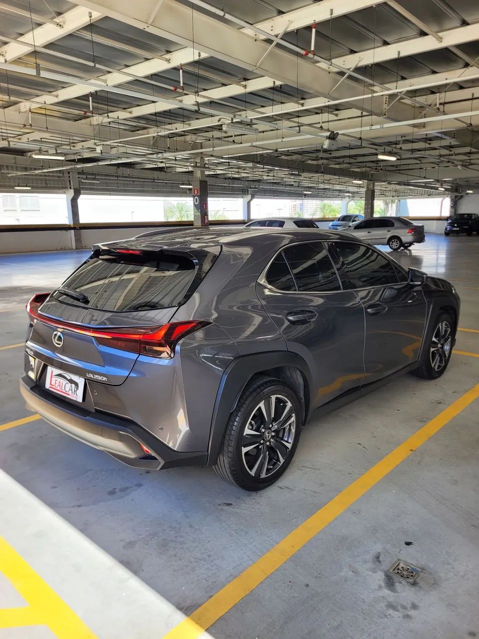Lexus UX-250h Dynamic 2.0 16V Aut.(hybrid), foto 15 de 15