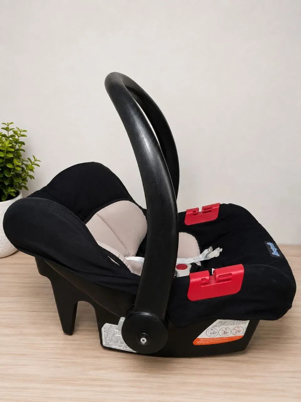 Vendo bebê conforto novinho - Foto 3