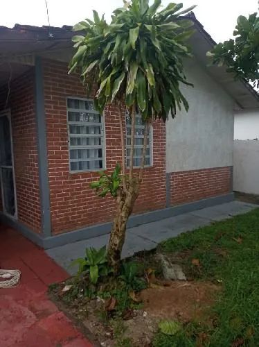 CASA DE ALVENARIA PRAIA DE LESTE