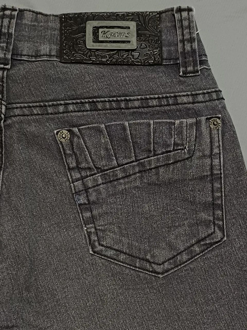 Bermuda jeans tamanho  38 - Foto 3