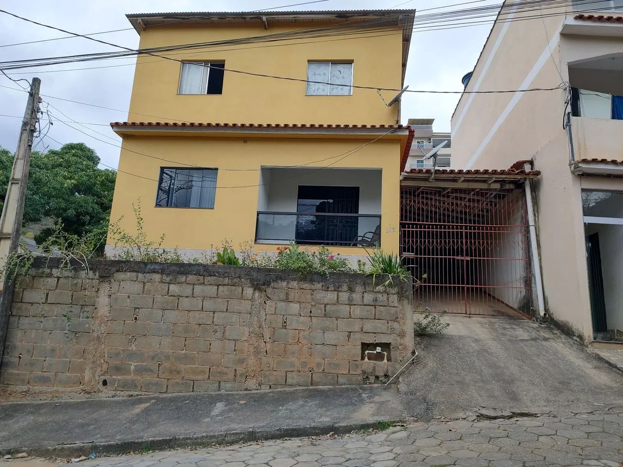 Lote com Casa na Grama - Afonso Cláudio 