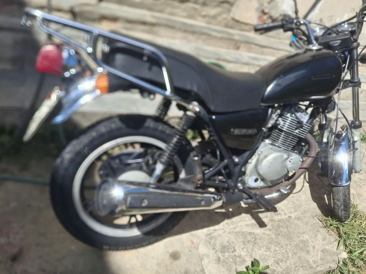 Intruder 125