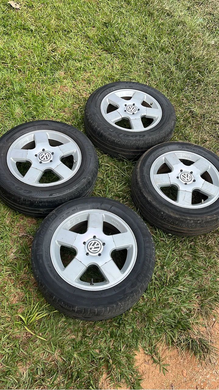 Vendo PRA HJ rodas gol TSI aro 15 - Foto 3