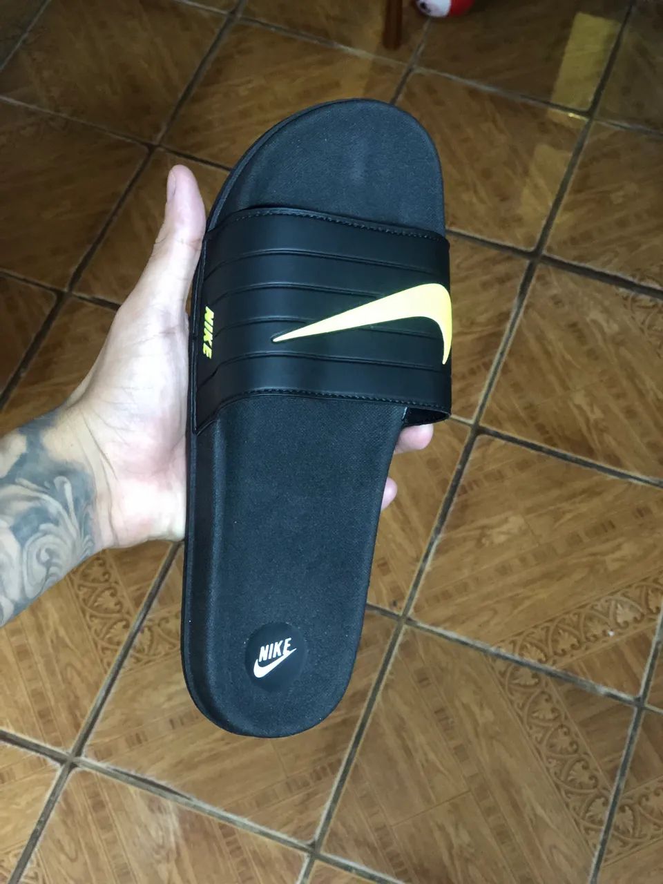 Sandália slide 