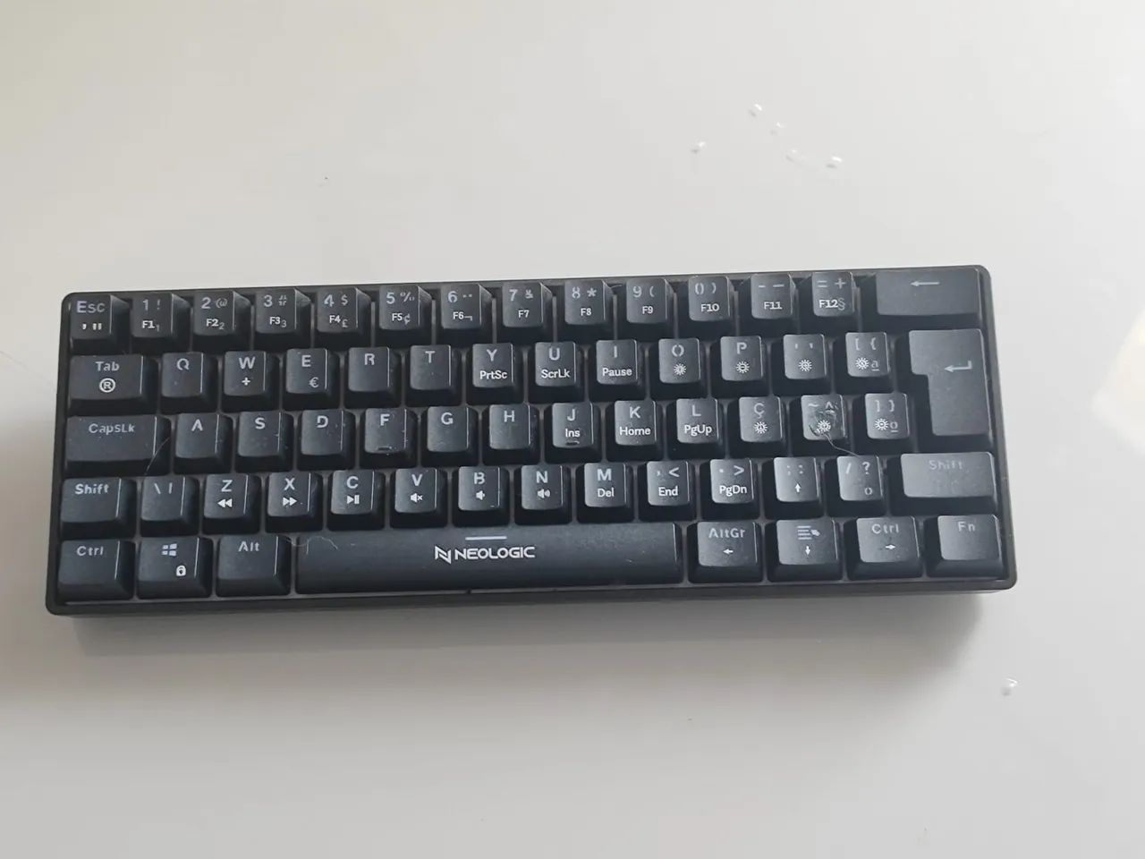 Teclado gamer 70%