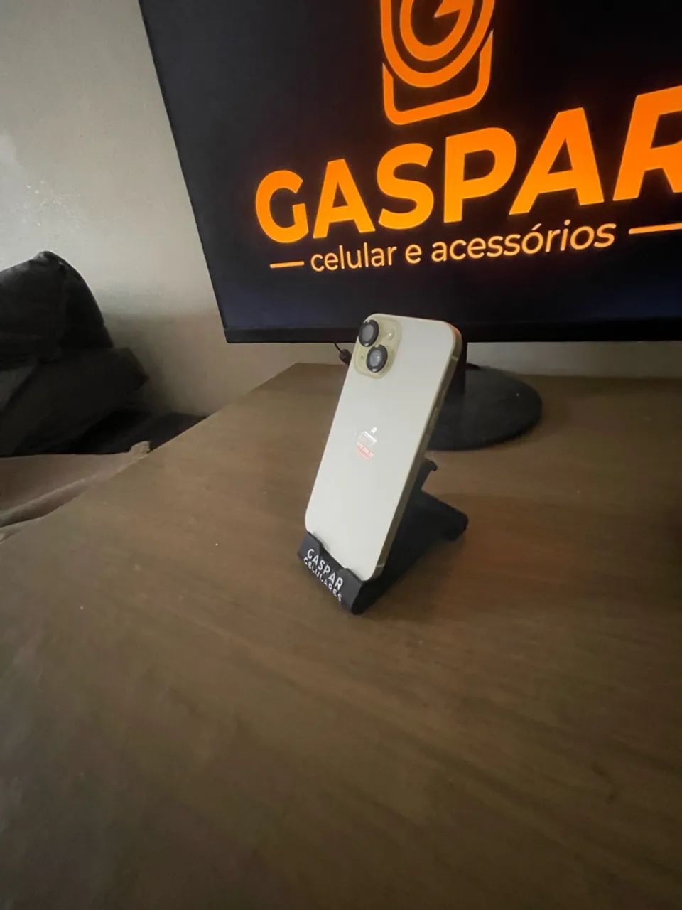 iPhone 15 amarelo 128gb
