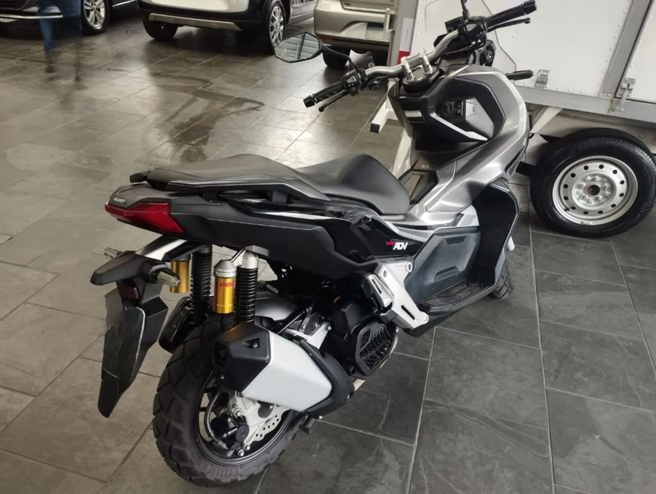 ADV 150 - Foto 3